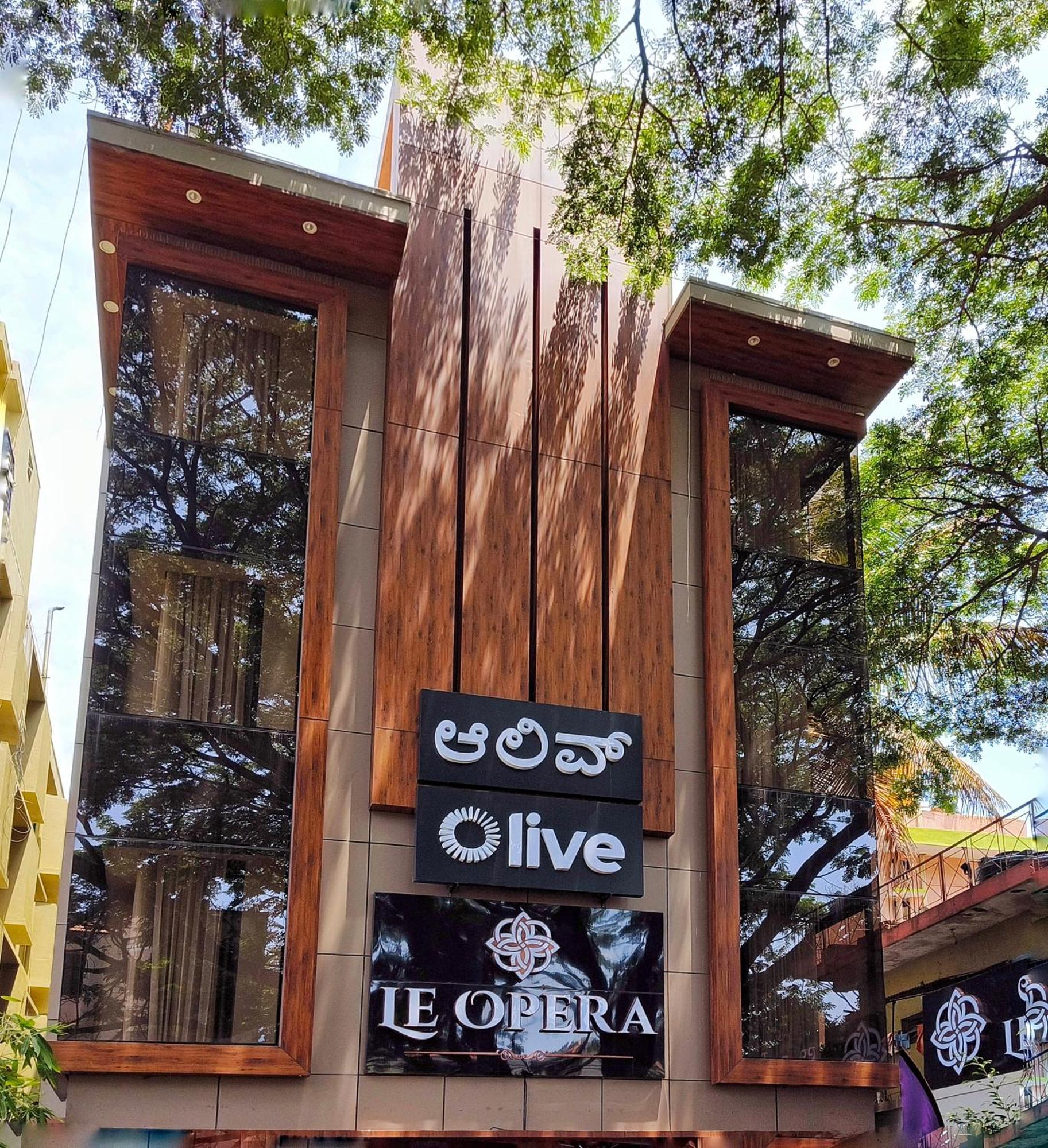 Olive Hotel Le Opera By Embassy Group Bangalore Exterior photo