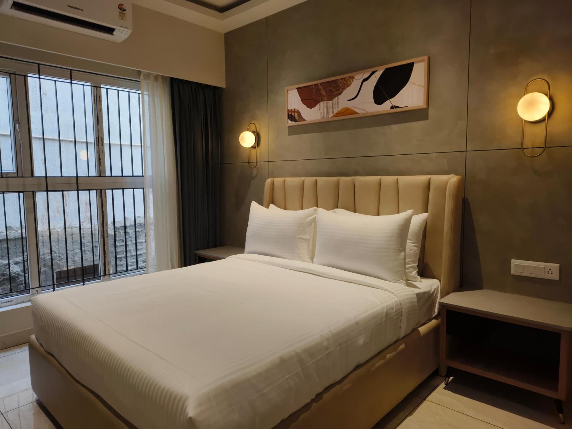 Olive Hotel Le Opera By Embassy Group Bangalore Exterior photo